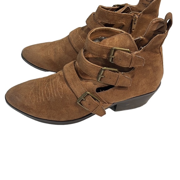 Booties - Women's Triple Buckle Western -Cognac Tan Kelsey Universal Thread EUC - Picture 4 of 9